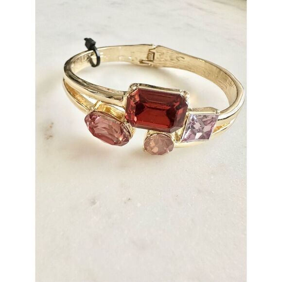 No Brand Jewelry - Pink and red rhinestone cuff bracelet ￼